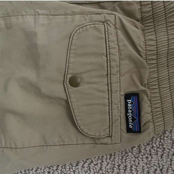 Patagonia jogger/chino pants, khaki mens xs - Picture 4 of 5